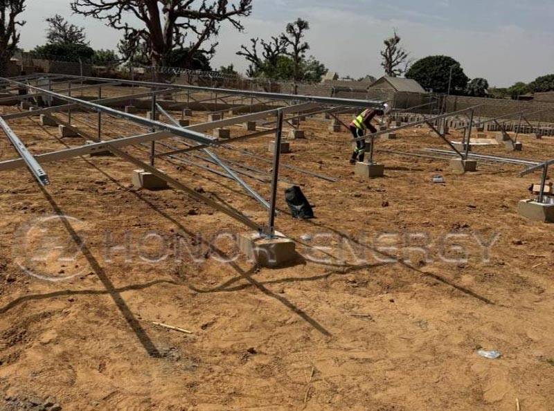 Báo cáo tại chỗ: Lắp đặt nhà máy điện mặt trời 1,7 MW ở Nigeria